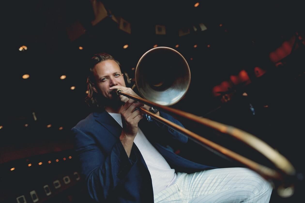 Elliot Mason