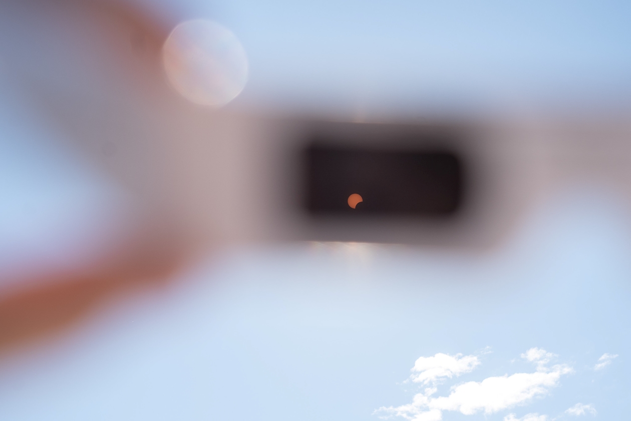 Observation de l'éclipse solaire partielle