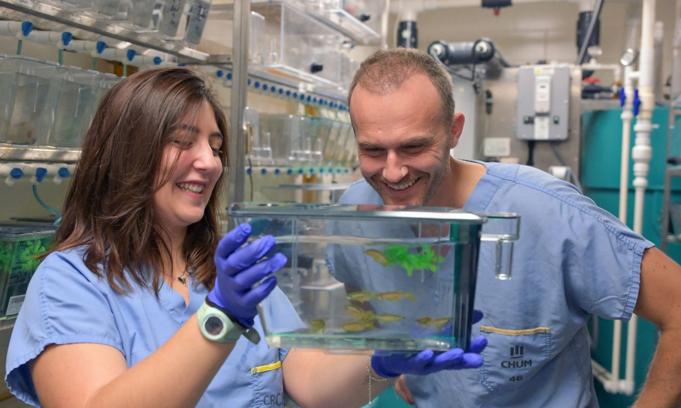 Éric Samarut et la doctorante Fanny Nobilleau