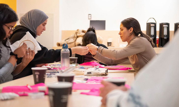 Fest'hiver takes place on the UdeM campuses with a diverse program of events celebrating the cold season through encounters, culture, and sharing.