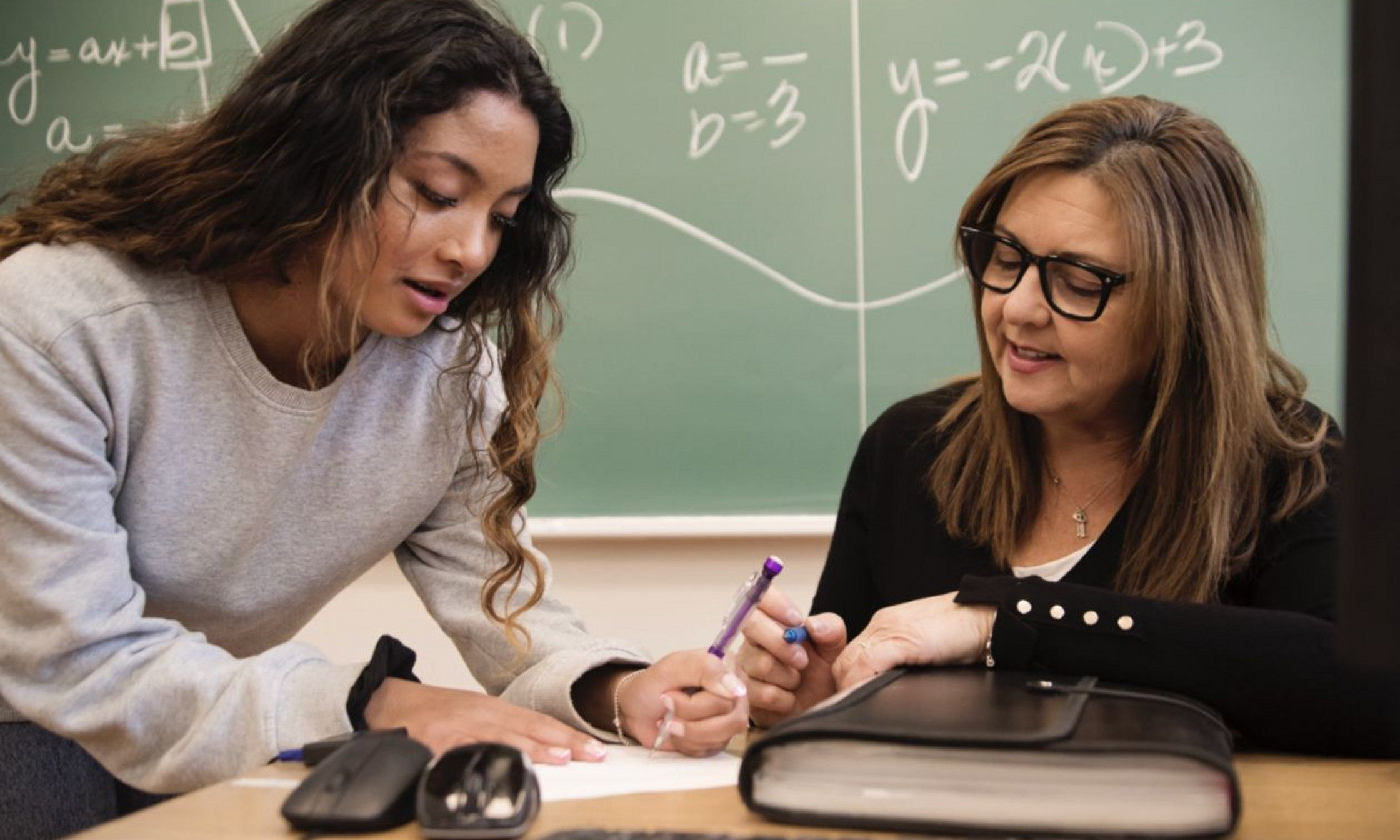 Johanne Côté, enseignante de mathématiques au collège Jean-de-Brébeuf et membre de l'équipe de Parité sciences.