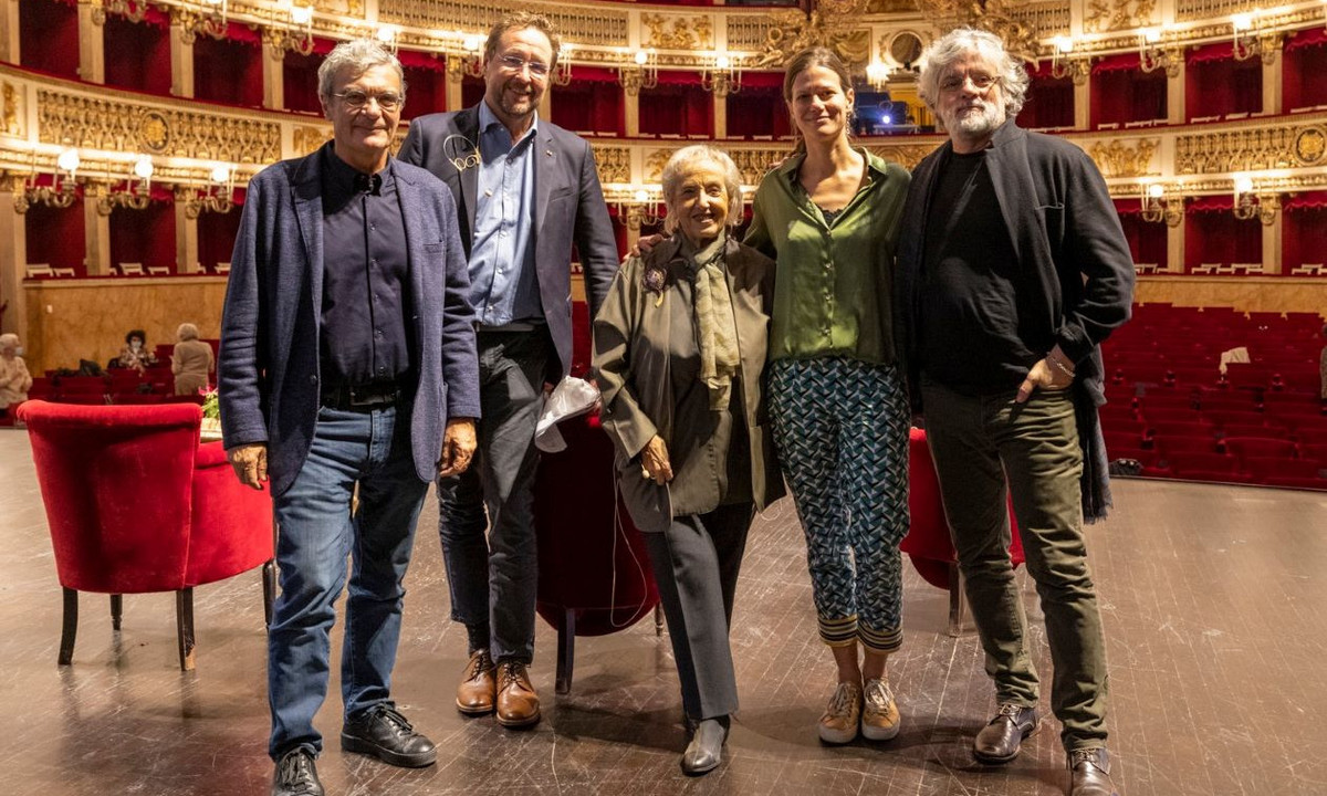 De gauche à droite: Mario Martone, Laurence McFalls, Mariella Pandolfi, Christiane Lutz et François Girard. 