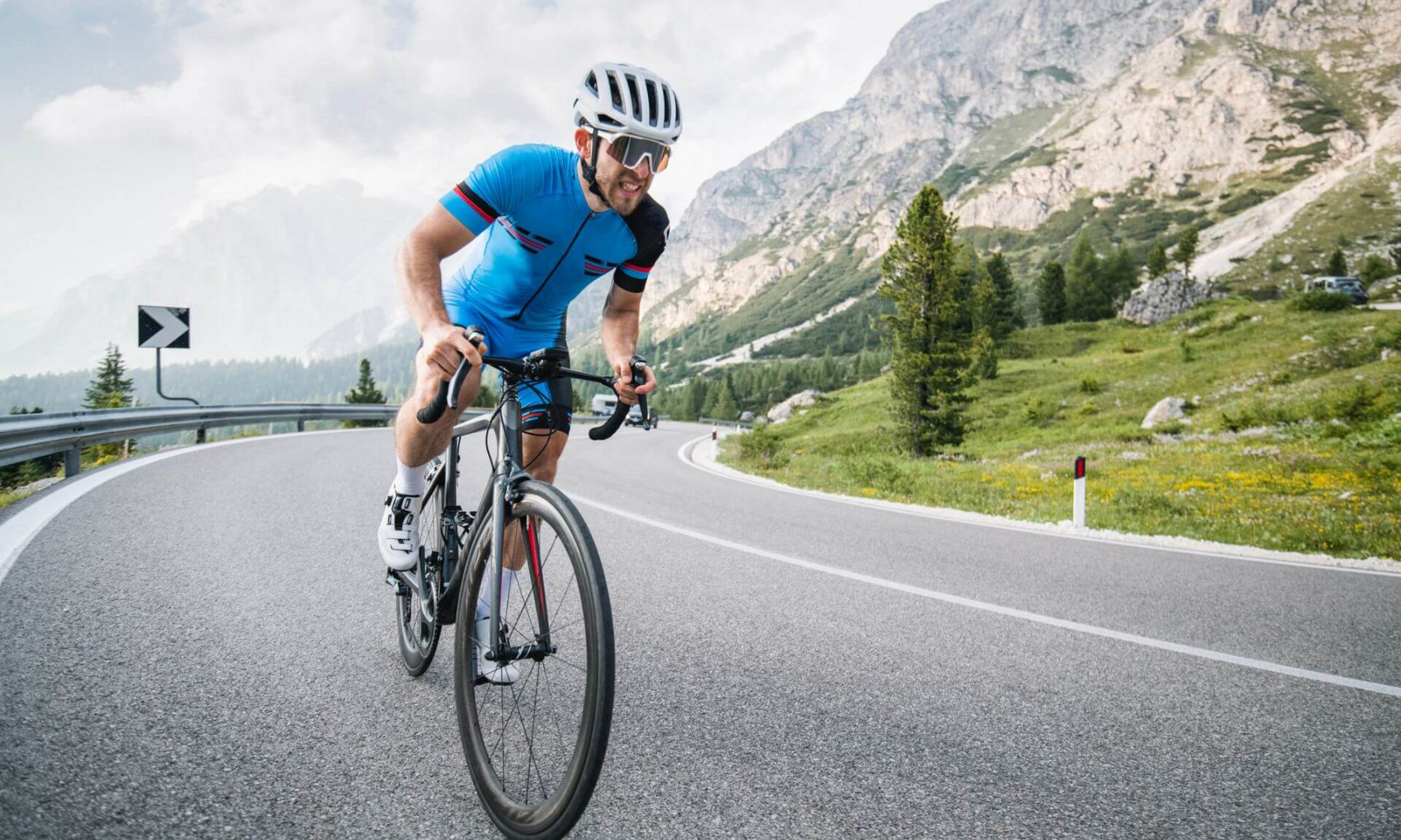 These studies aim to develop techniques that reduce the perception of effort in order to encourage sedentary individuals to exercise more.