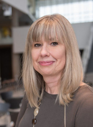 Julie Carrier